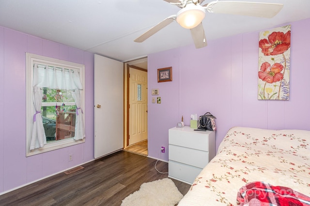 6804 Lineberger Rd, Denver, NC 28037 - bedroom featuring wood finished floors and a ceiling fan