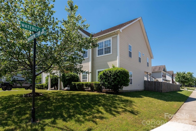 12802 Waterlyn Club Dr, Charlotte, NC 28278 - photo 2
