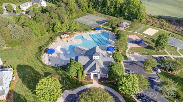 birds eye view of property