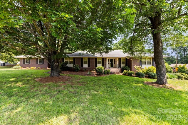 2410 Armstrong Park Dr, Gastonia, NC 28054 - photo 4
