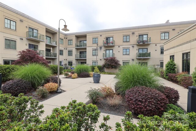 721 Governor Morrison St Unit 520, Charlotte, NC 28211 - view of community