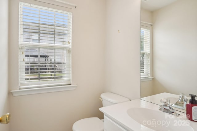 3038 Old Ironside Dr, Charlotte, NC 28213 - photo 38
