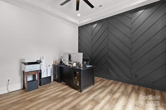 office space with visible vents, recessed lighting, light wood-style floors, and ceiling fan
