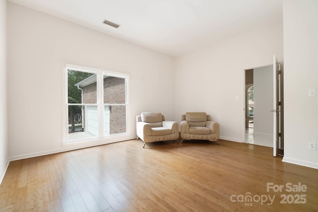 1245 Bellemeade Ln, Charlotte, NC 28270 - living area with wood finished floors and baseboards
