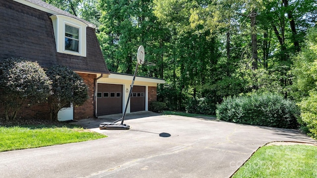 701 5th Ave NE, Conover, NC 28613 - garage with concrete driveway