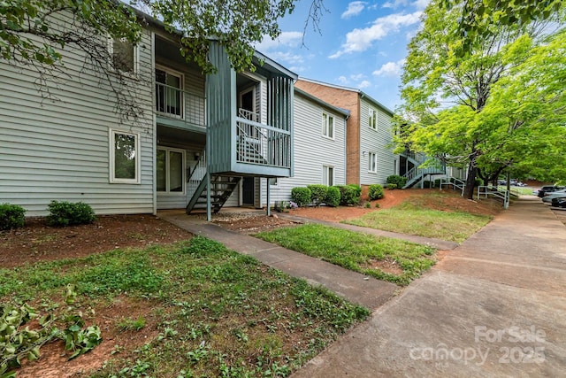 2026 Harvest Ln, Charlotte, NC 28210 - view of front of property with stairway