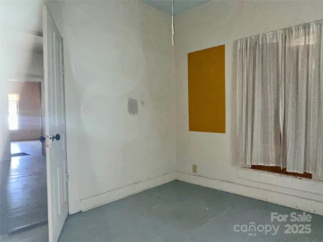 175 Spring St, Marion, NC 28752 - photo 16