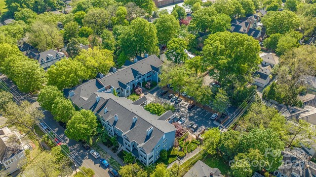 drone / aerial view featuring a residential view