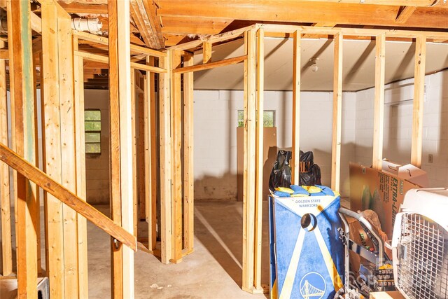 misc room featuring concrete flooring