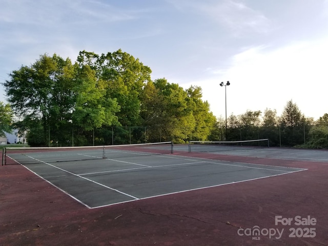 13932 Queens Harbor Rd, Charlotte, NC 28278 - view of tennis court with community basketball court