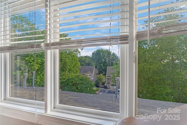 13932 Queens Harbor Rd, Charlotte, NC 28278 - photo 23
