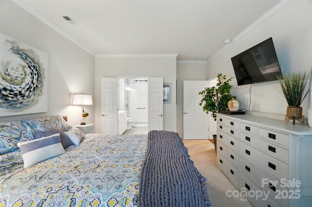 9003 Smokey Hill Ln, Fort Mill, SC 29707 - bedroom featuring crown molding, ensuite bath, and light carpet