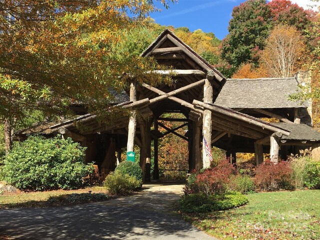10/11 Thrash Ln, Mars Hill, NC 28754