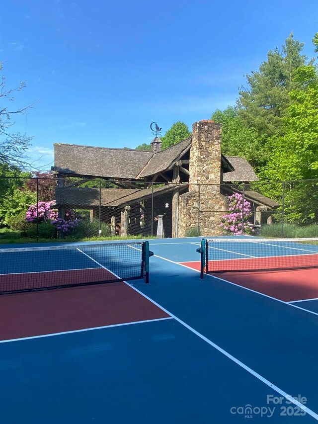 10/11 Thrash Ln, Mars Hill, NC 28754