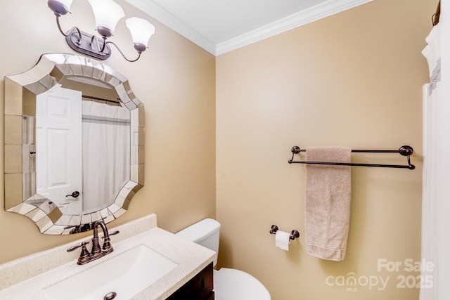 6910 Birdsong Ln, Waxhaw, NC 28173 - bathroom featuring toilet, crown molding, and vanity