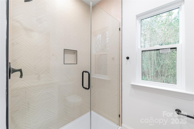 2815 New Pineola Rd, Charlotte, NC 28208 - full bathroom with baseboards and a shower stall