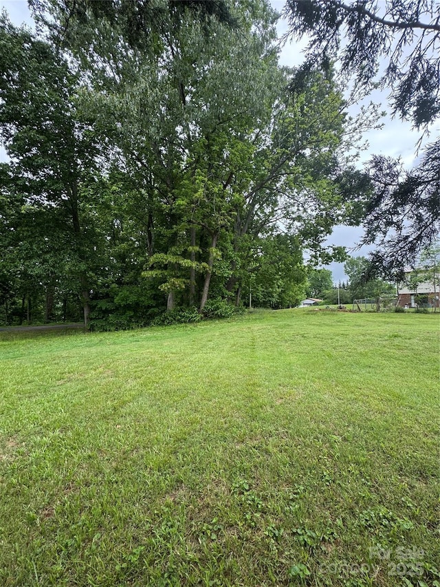 827 Flint Dr, Statesville, NC 28677 - photo 3