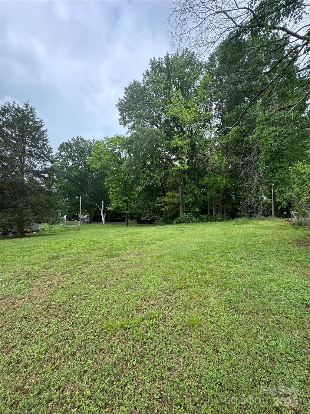 827 Flint Dr, Statesville, NC 28677 - photo 4