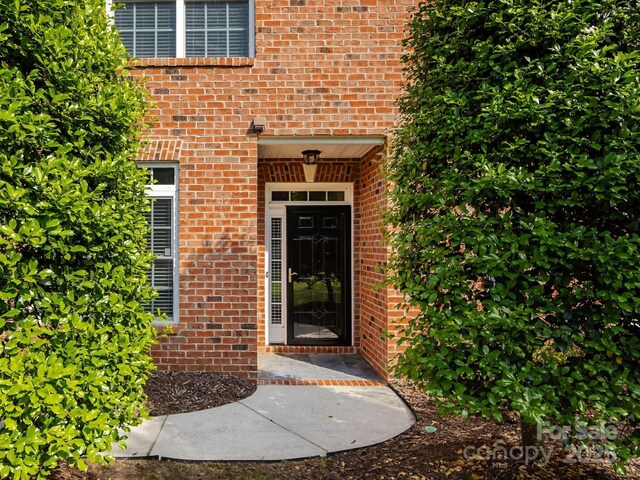 140 Villa Lake Dr, Fort Mill, SC 29708 - entrance to property featuring brick siding
