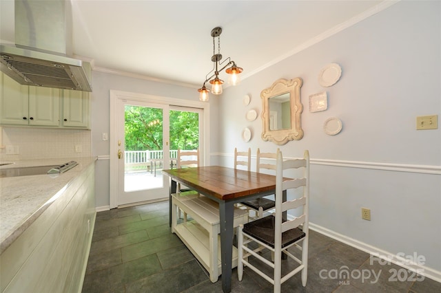 13030 Mayes Rd, Huntersville, NC 28078 - dining area with baseboards and ornamental molding