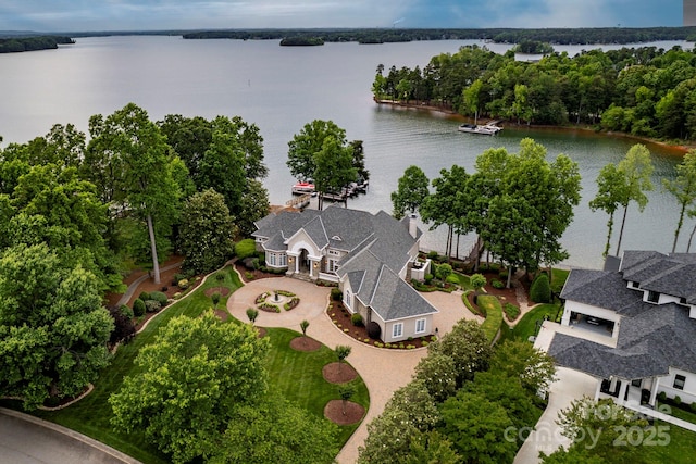 140 Lightship Dr, Mooresville, NC 28117 - aerial view of property and surrounding area featuring a nearby body of water