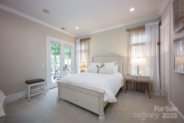 140 Lightship Dr, Mooresville, NC 28117 - bedroom featuring access to exterior, light colored carpet, ornamental molding, baseboards, and recessed lighting