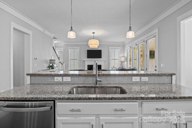 10822 Brandie Meadow Ln, Huntersville, NC 28078 - kitchen with dishwasher, a sink, ornamental molding, white cabinets, and light stone countertops