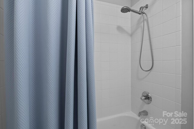 10822 Brandie Meadow Ln, Huntersville, NC 28078 - full bathroom with shower / tub combo with curtain
