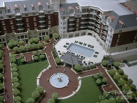 300 W 5th St Unit 404, Charlotte, NC 28202 - aerial view of property's location featuring apartment complex / building