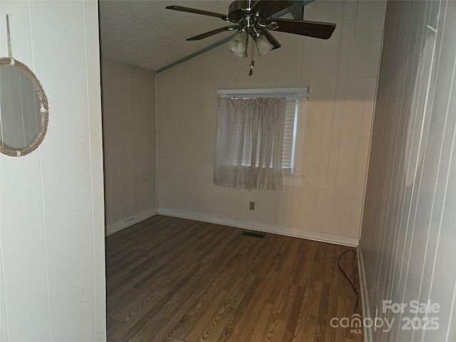 6813 Navajo Trl, Sherrills Ford, NC 28673 - photo 13