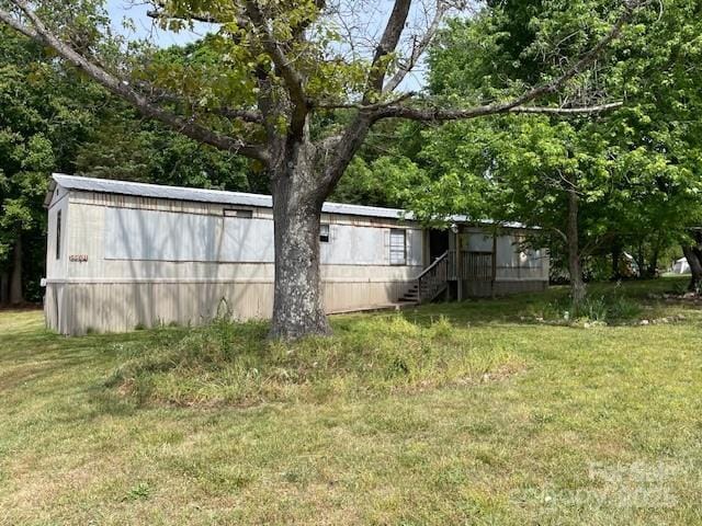 6504 Denver Heights Cir, Denver, NC 28037 - view of grassy yard