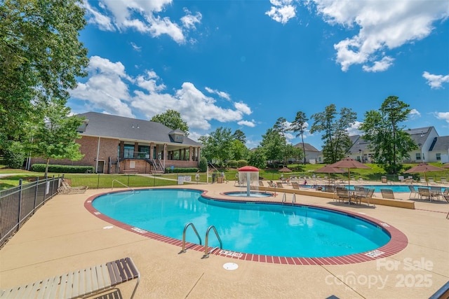 282 Fischer Rd, Fort Mill, SC 29175 - community pool featuring a community hot tub and a patio area