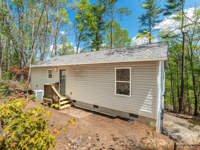 66 Avondale Heights Rd, Asheville, NC 28803 - rear view of property with crawl space and roof with shingles