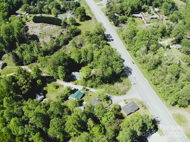 000 Charles Pl NW, Lenoir, NC 28645