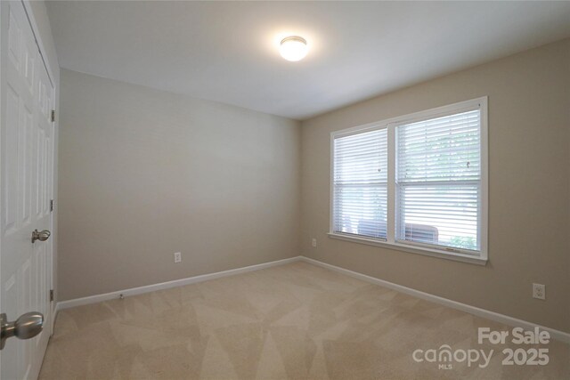 9814 Fernspray Rd, Charlotte, NC 28215 - photo 14