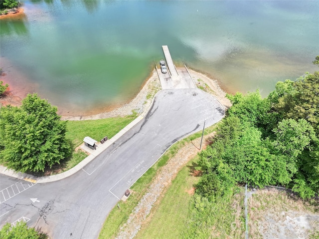 4585 Sunrise Beach Rd, Catawba, NC 28609 - aerial view of property and surrounding area with a nearby body of water