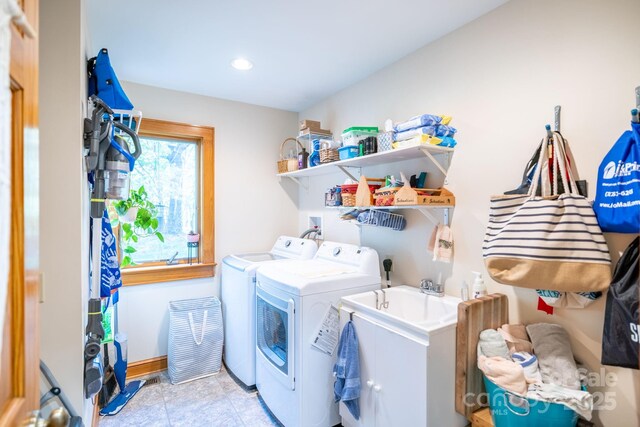 958 Alta Vista Ln, Sparta, NC 28675 - clothes washing area featuring laundry area, a sink, recessed lighting, baseboards, and washer and clothes dryer
