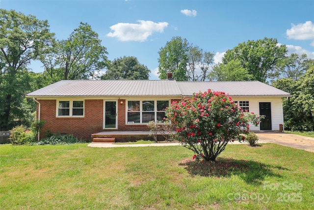 205 Dogwood Ln, Dallas, NC 28034 - photo 1