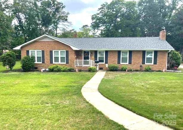 107 Calhoun Dr, Cheraw, SC 29520 - photo 1