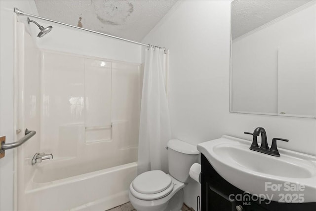 full bathroom with vanity, toilet, a textured ceiling, and shower / tub combo with curtain