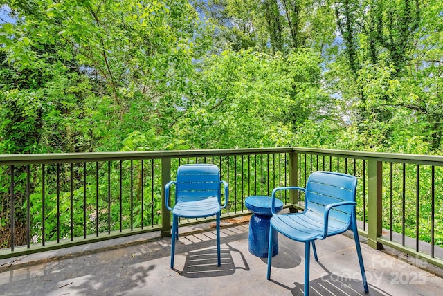 21 Sylvan Ave, Asheville, NC 28801 - view of wooden deck