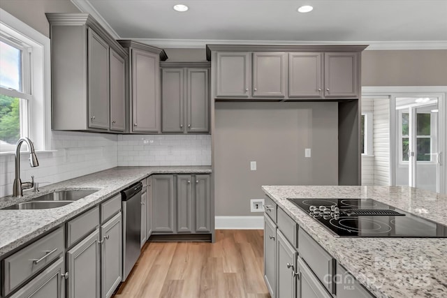 332 E Rebound Rd, Lancaster, SC 29720 - kitchen featuring black electric cooktop, gray cabinetry, a sink, dishwasher, and light wood-style flooring