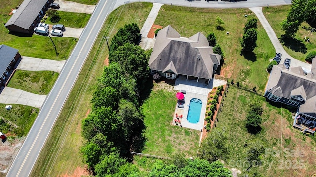 6603 Havencrest Dr, Denver, NC 28037 - bird's eye view of a pool