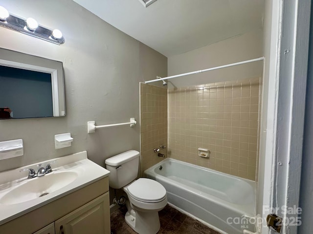 2020 Longleaf Dr, Charlotte, NC 28210 - full bath featuring  shower combination and vanity