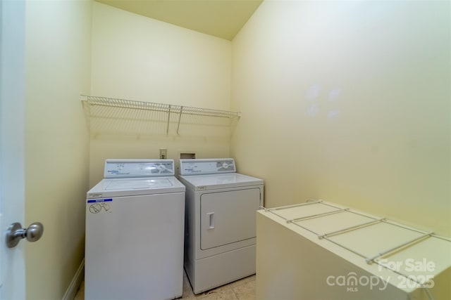 423 Baines Mountain Rd, Bryson City, NC 28713 - washroom featuring washing machine and dryer and laundry area