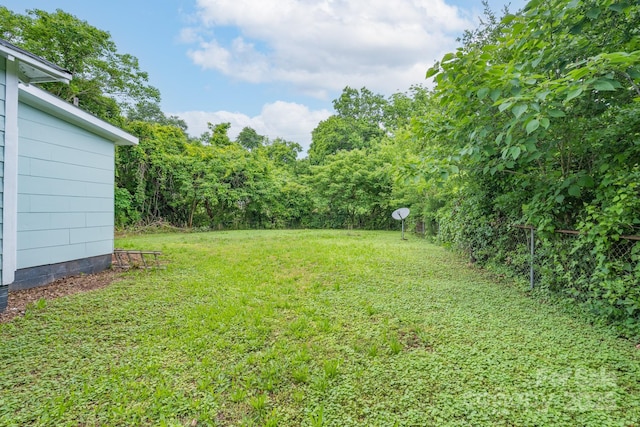 917 Laye St, Belmont, NC 28012 - view of yard featuring a forest view