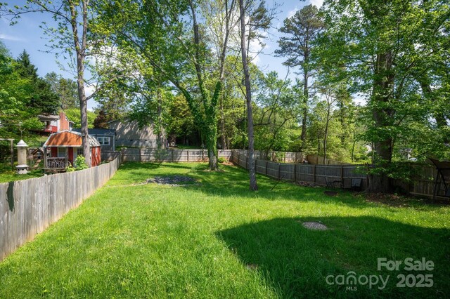 92 Le-An-Hurst Rd, Asheville, NC 28803 - view of yard
