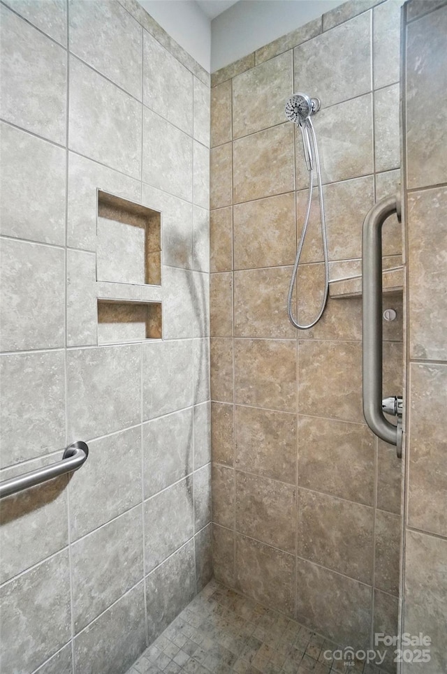 5028 Polo Gate Blvd, Charlotte, NC 28216 - bathroom featuring a stall shower