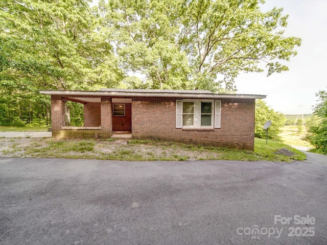 363 Sowers Rd, Linwood, NC 27299 - single story home featuring brick siding