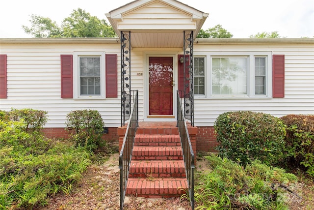 view of property entrance